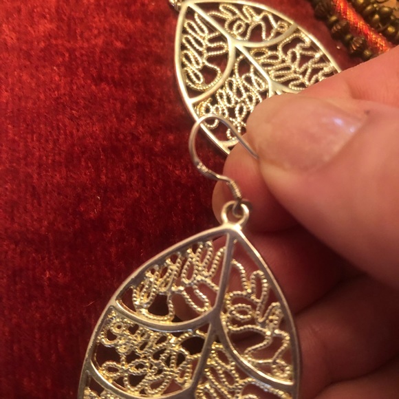 925 sterling silver filigree  leaf dangle earrings - Picture 2 of 3
